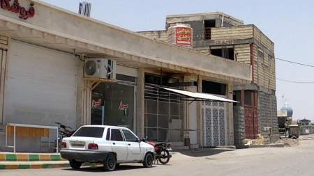 مرغ فروشی