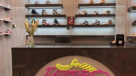 کتونی لیکرز